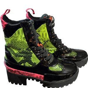 Women's 7 M Platform Combat Ankle Boot Cape Ribbon Shoe 7M Medium Lace up